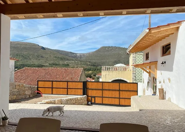 Casa De * Alcaria (Leiria)