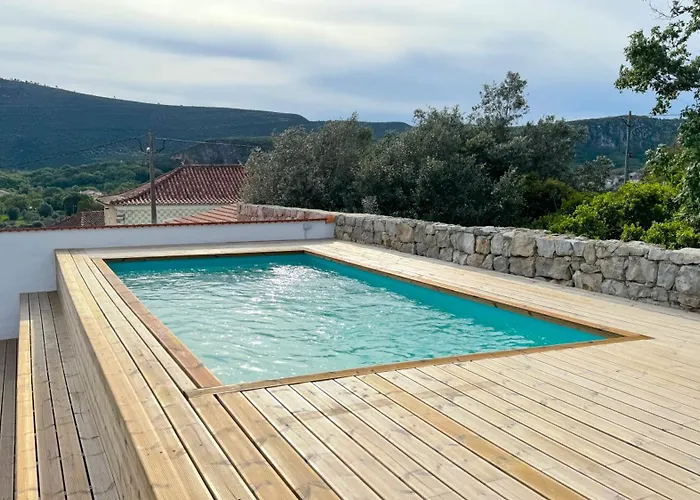 Casa De Alcaria (Leiria)