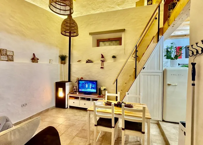 Casa De Alcaria (Leiria)